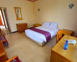 Sweet Room with Salon(Ground floor &  First  floor)